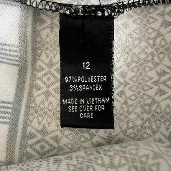 Black and White Geo ABG Dress - Picture 5 of 5